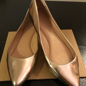 Shoe Me An Offer! BR Rose Gold Flats Sz10
